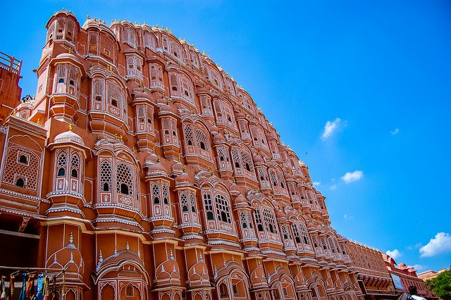 India Accelerates Renewable Energy Expansion Amid Rising Power Demand
